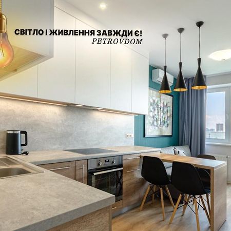 Petrovdom 5-25 In Cozy Apartment In Residential Complex "Beresteiskyi" Kiev Exterior foto
