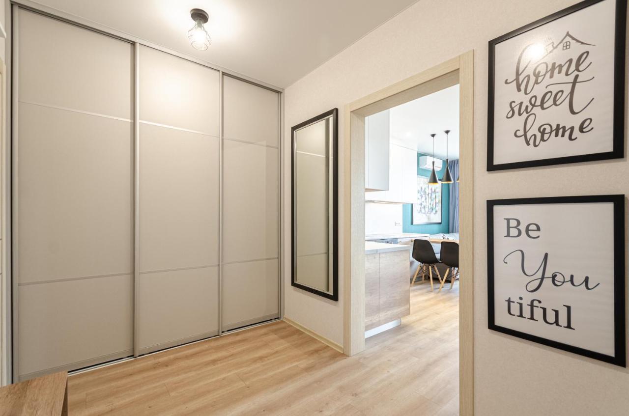 Petrovdom 5-25 In Cozy Apartment In Residential Complex "Beresteiskyi" Kiev Exterior foto